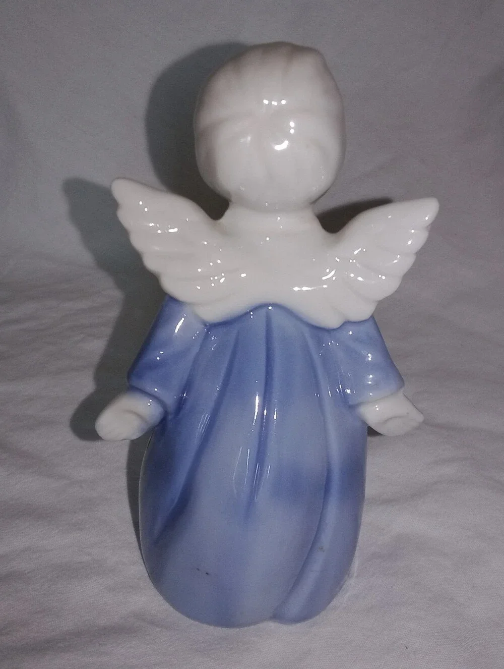Vintage Boy Angel Blowing Kiss Christmas Decor 4
